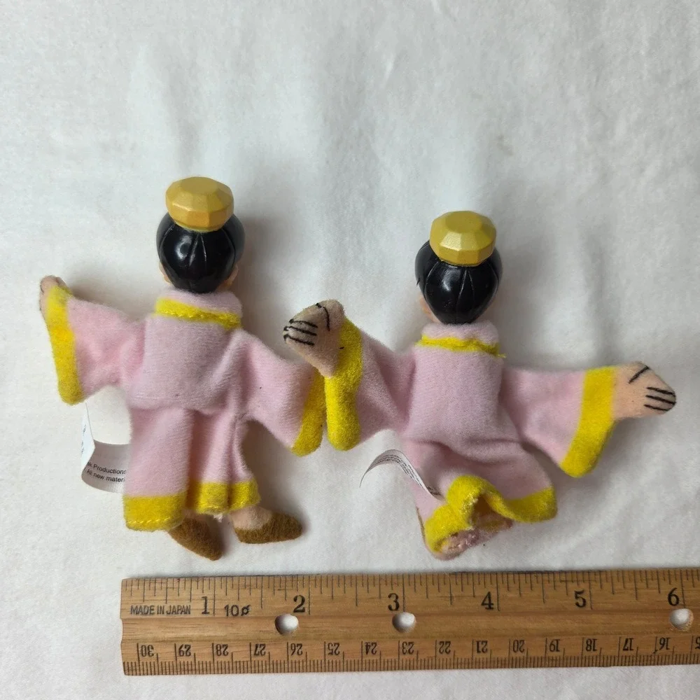 Vtg 1999 Subway The King and I Princess Ying Plush Finger Puppet Lot of 2 4